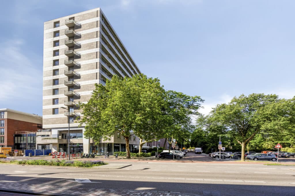 Adriaen van der Doeslaan 243, Rotterdam